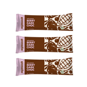 mymuesli Müsliriegel Berry Dark Choc mit dunkler Schokolade und roten Beeren.