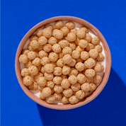 mymuesli Bio Karamell Pops in Schale mit Joghurt