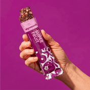 mymuesli Bio Superfruit Müsliriegel an der Ecke abgebissen