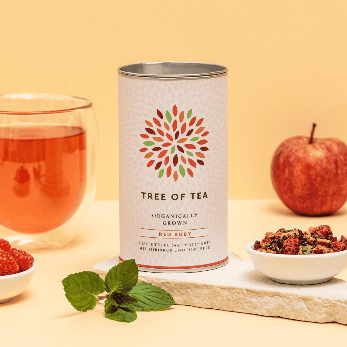 Loser Red Ruby Früchtetee mit getrockneten Apfelstücken und Beeren.